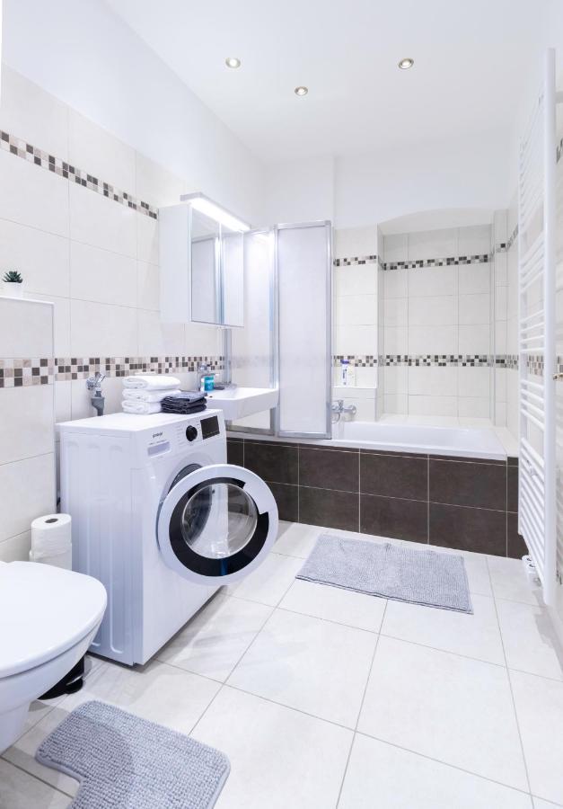 Comfortable, Specious Apartment With Inner Garden- Marzstrasse Apartments Vienna Esterno foto